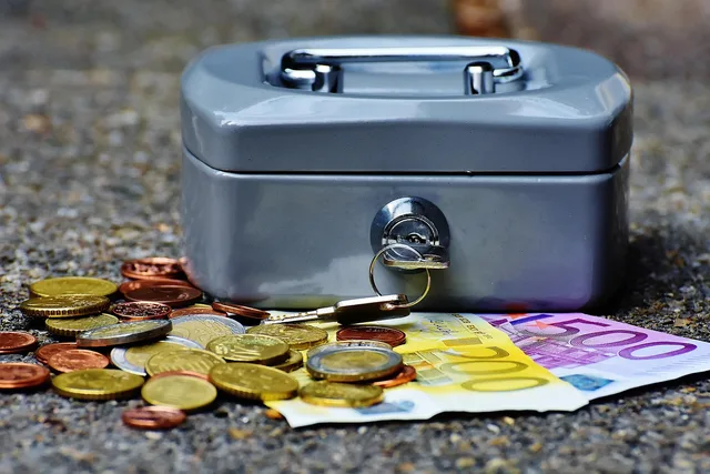 cashbox, money, currency, cash box, finance, money box, euro, cash, money, money, money, money, money, euro, euro, cash. Nine cash flow mistakes that make profit and cash disagree