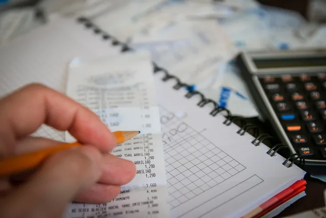 money, bills, calculator, to save, savings, taxes, business, money, calculator, calculator, savings, taxes, taxes, taxes, taxes, taxes. GST/HST Quick Method vs Regular Method: Which Filing Fits Your Business?