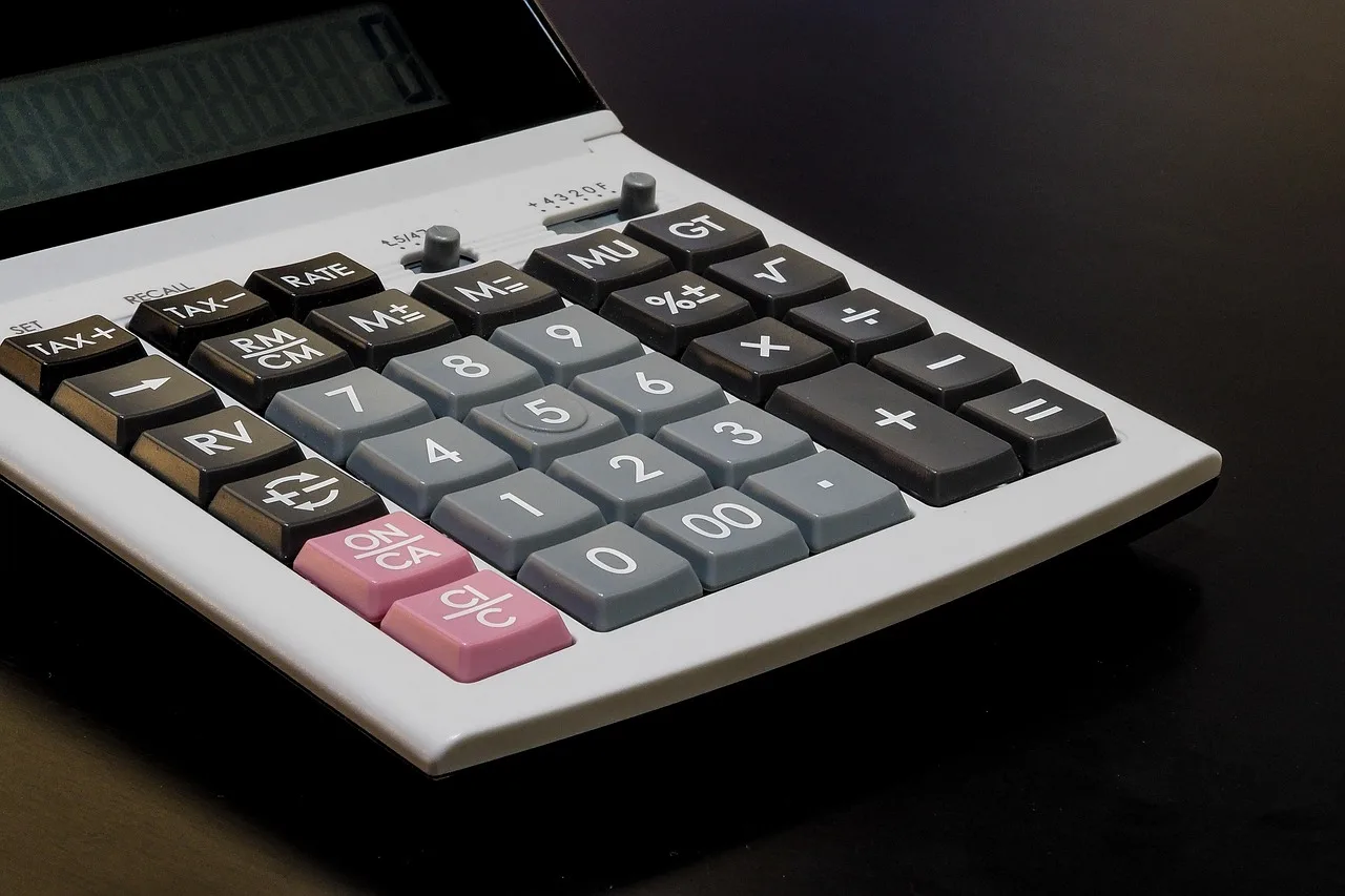 calculator, calculate, account, finance, banking, revenue, expenses, money, bank, keyboard, numeric keypad, revenue, revenue, revenue, revenue, revenue. What good revenue recording metrics actually measure, in three groups